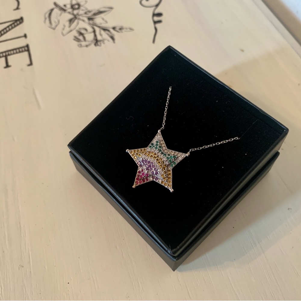 Rainbow Dimond star necklace - Picture 6 of 16